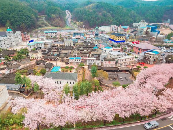 합천군, 사계절 매력 넘치는 여행지“합천영상테마파크”